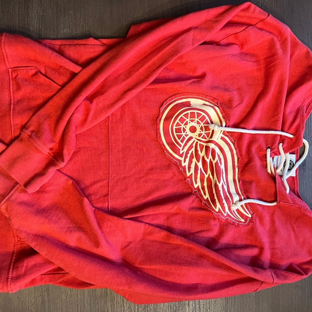NHL Ref Wings sweater